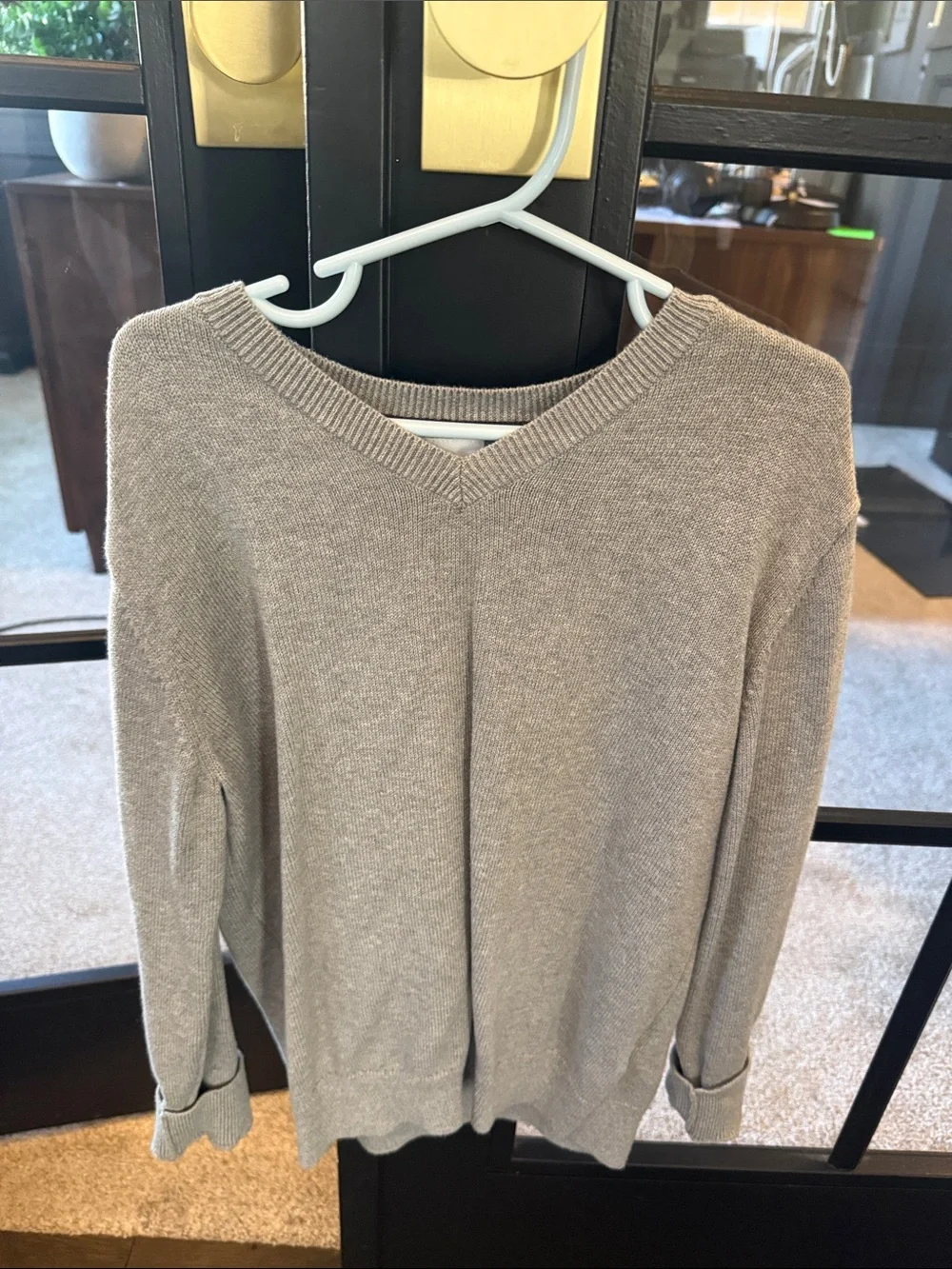 V-Neck Lightweight Kids GAP Sweater in gray